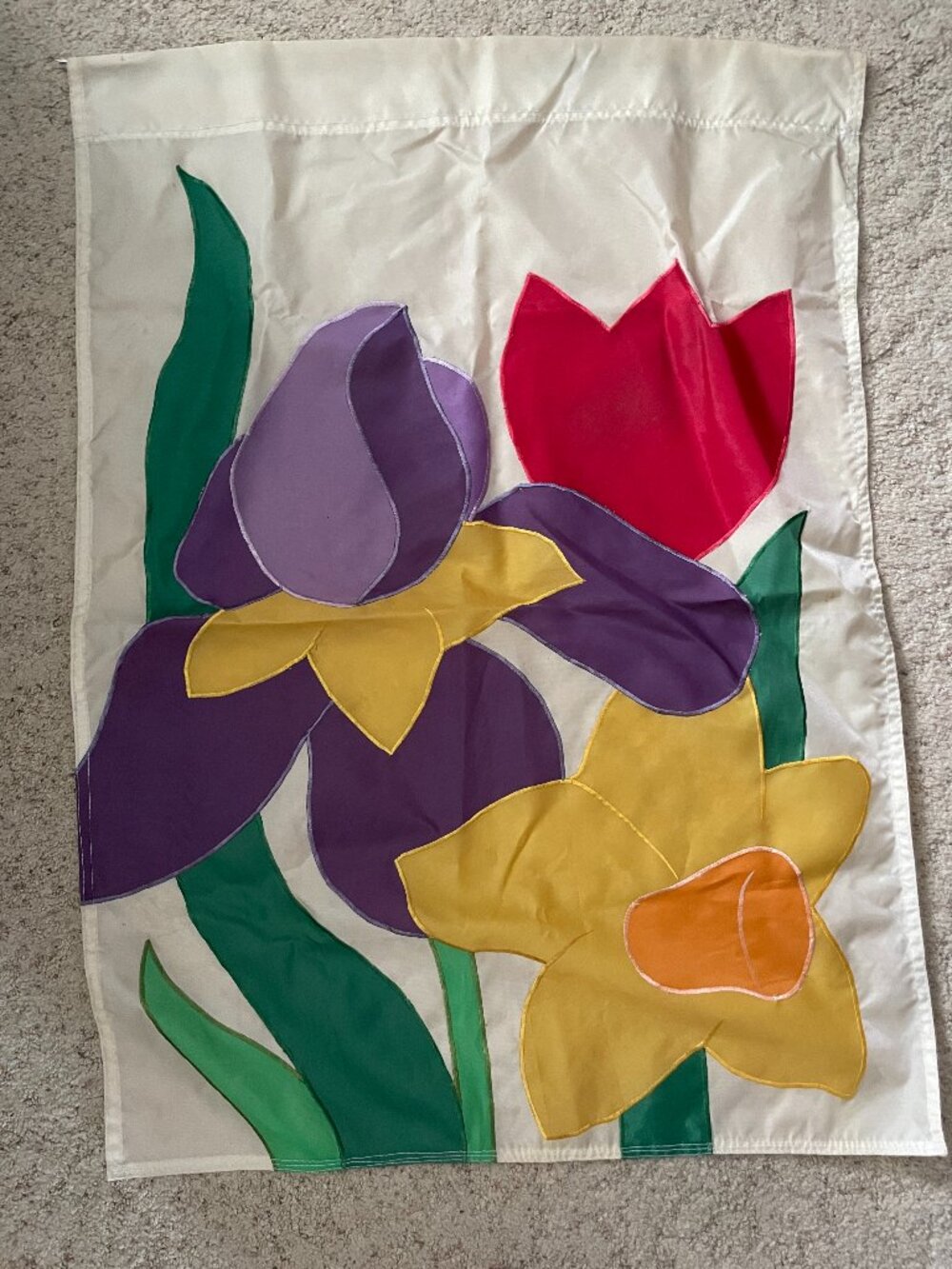 Vintage Nylon Flag Flowers Tulips Iris Daffodil Spring 28x41 Outdoor 2 Sided